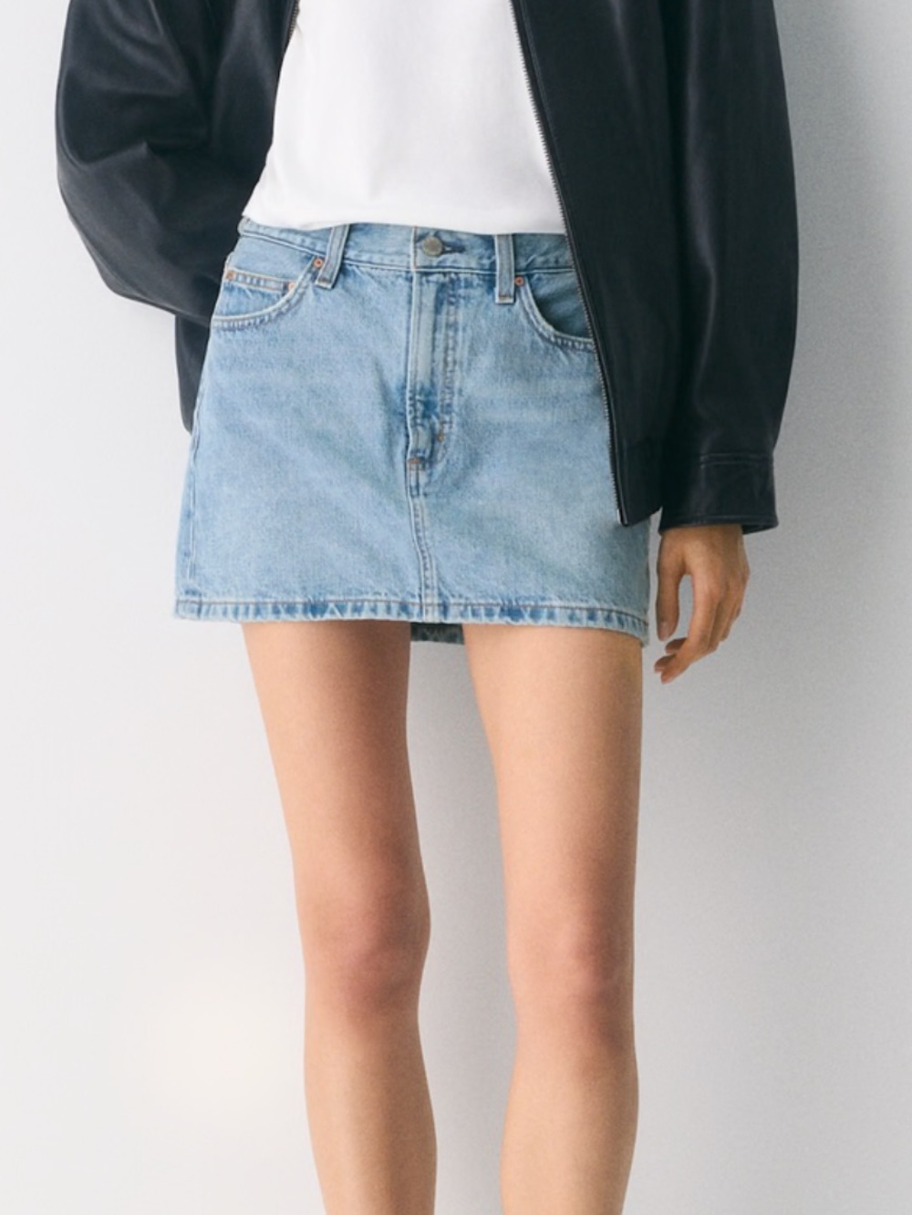 Aritzia Denim Forum the ‘90s Ricci Jean Skirt